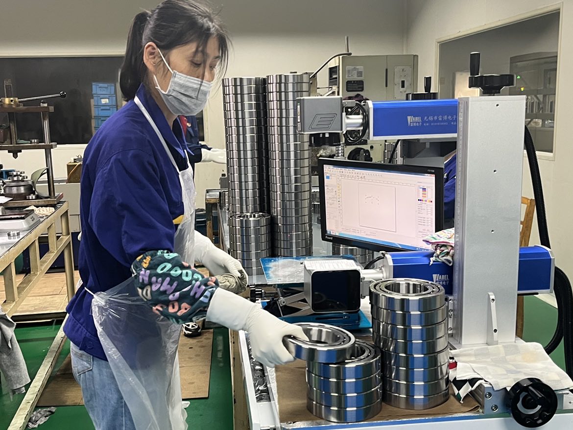 工業機器人應該如何選用軸承？